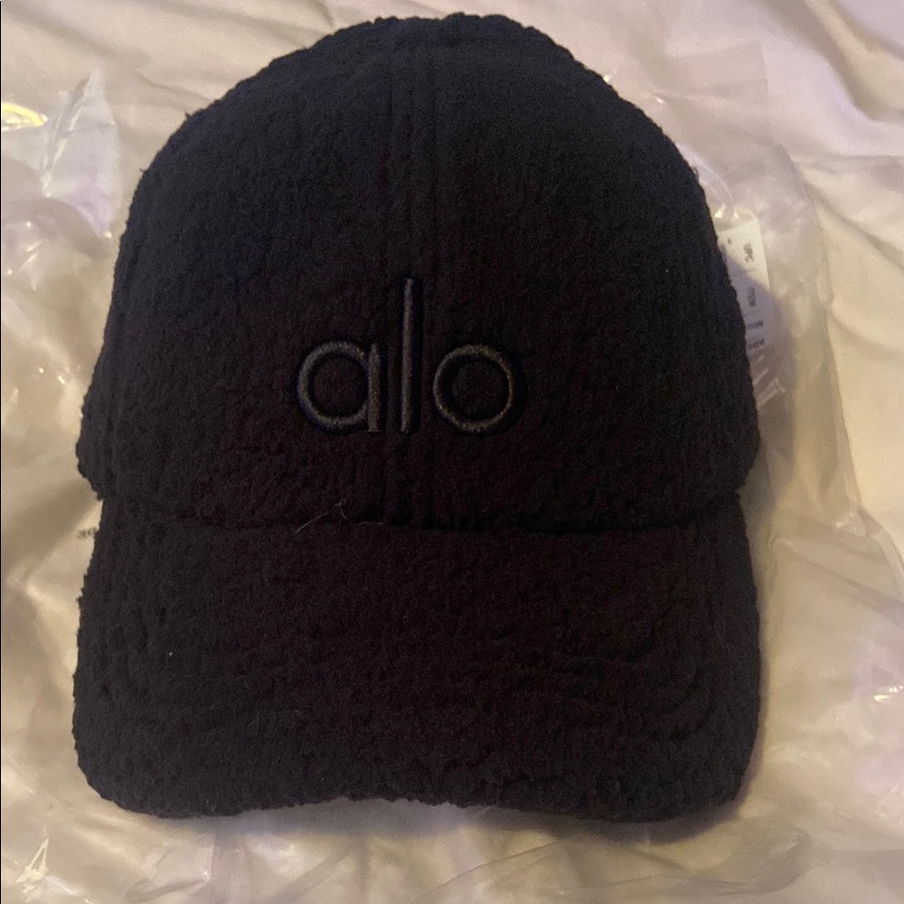 ALO Yoga Black Minimalist Hat